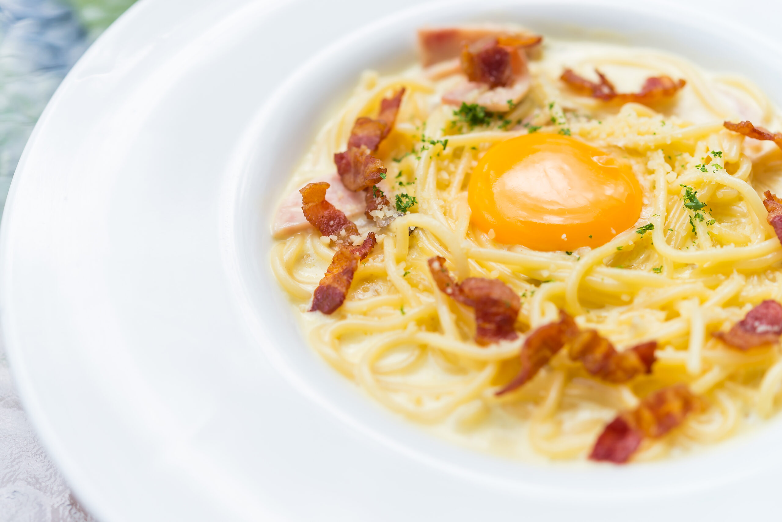 carbonara spaghetti scaled